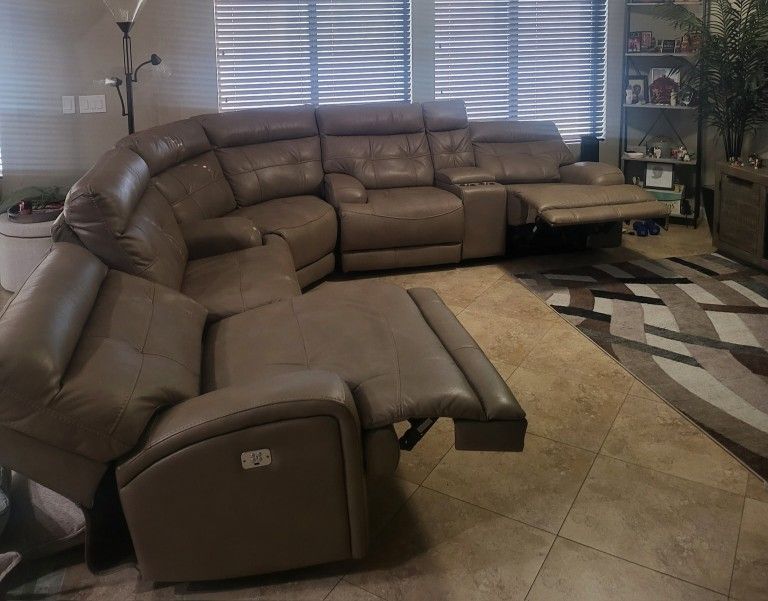 Couch With Two Recliners