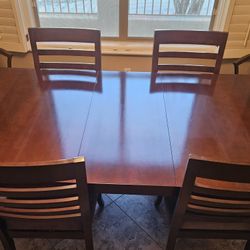 
Rectangle Dining Room Table; W/Leaf 