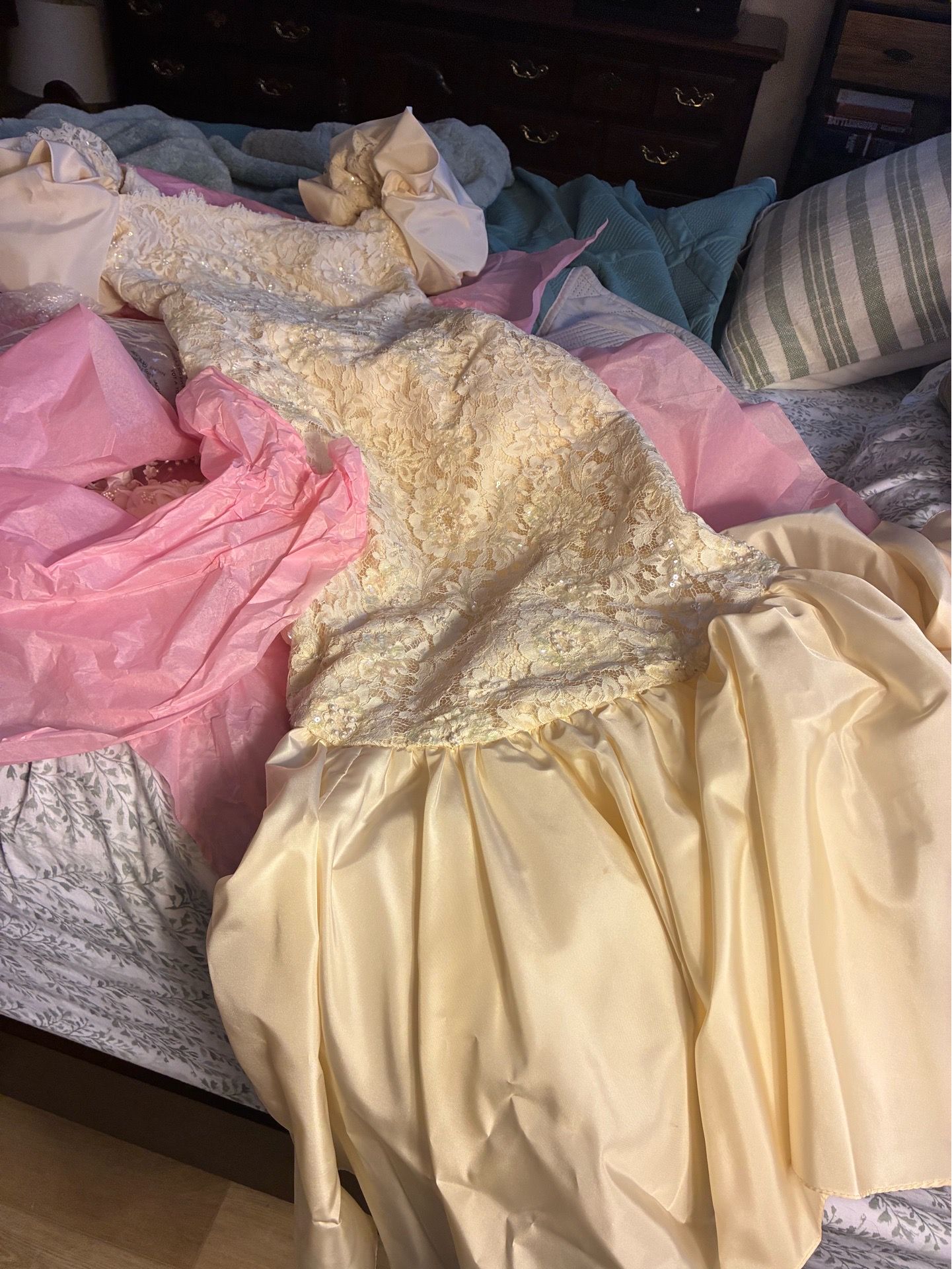 Wedding dress