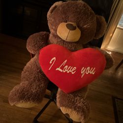 giant Brown Teddy Bear With Heart. I Love You.