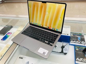 MacBook Air m3 8gb ram 256gb ssd 13”