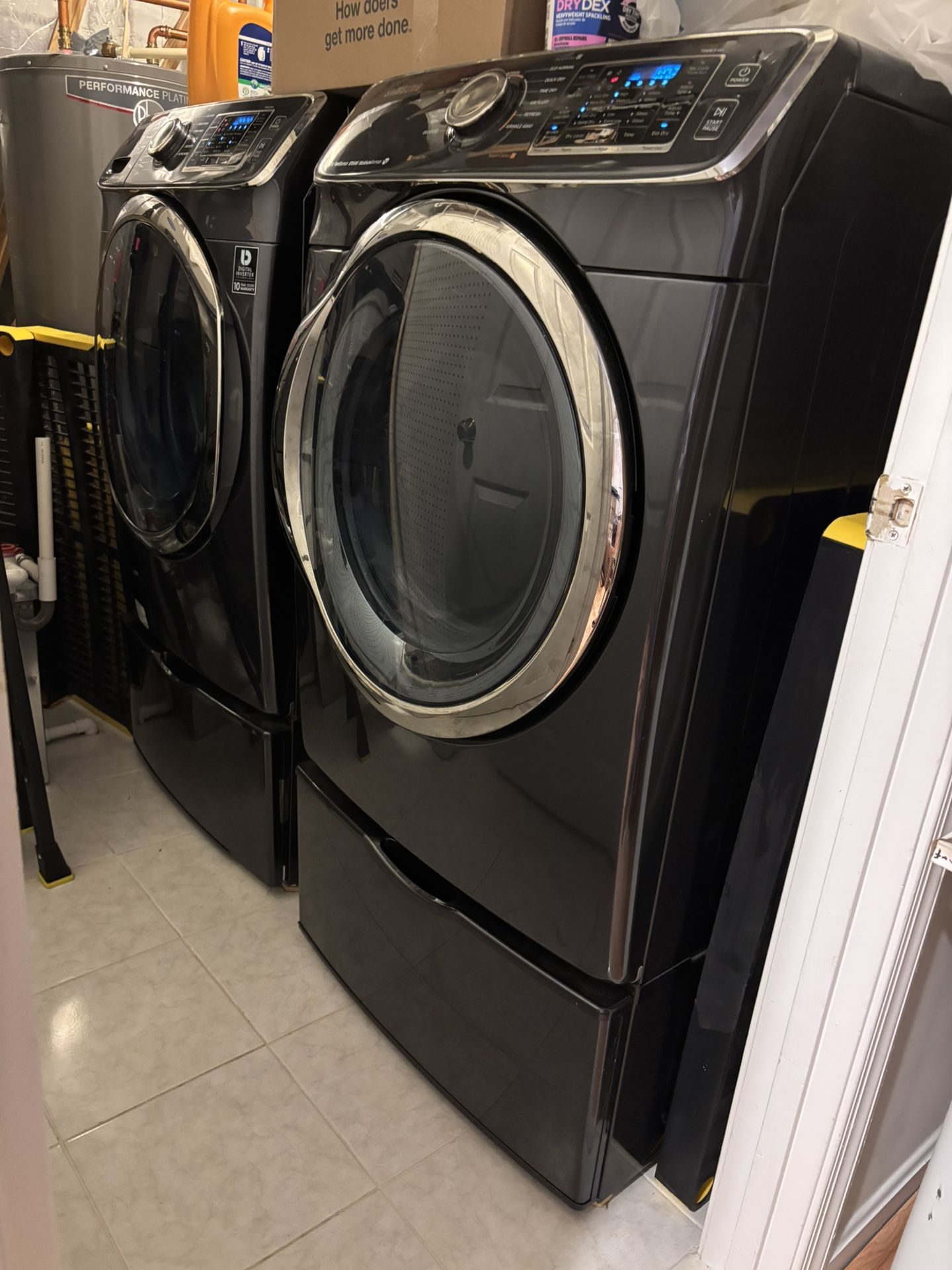 Samsung Washer + Dryer Set With Stands