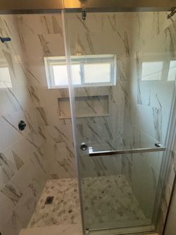 Shower,s door