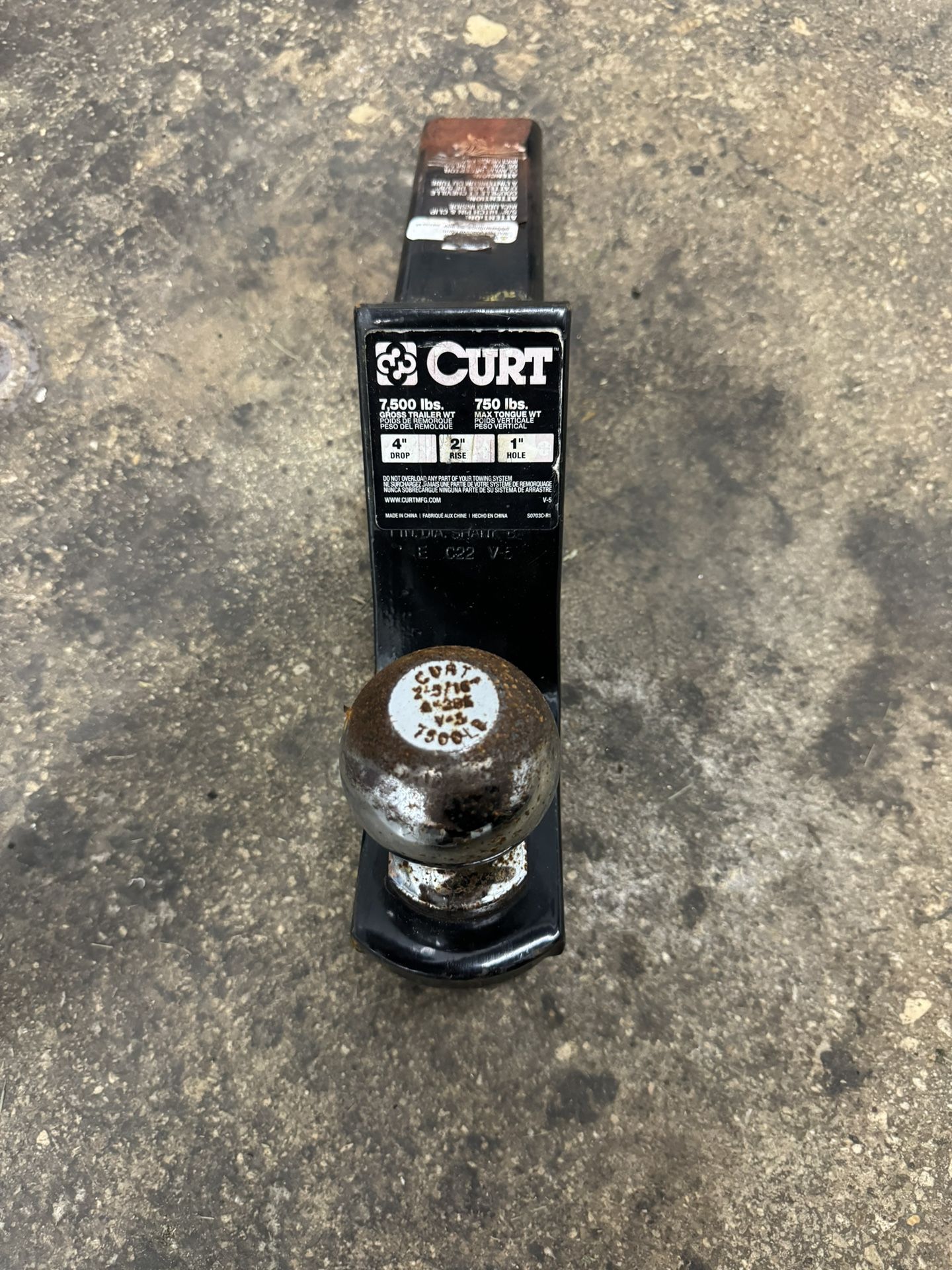 Curt Trailer Hitch drop 4” 7,500 lbs