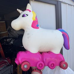Kid Trax Silly Skaters Unicorn Toddler Foot to floor ride
