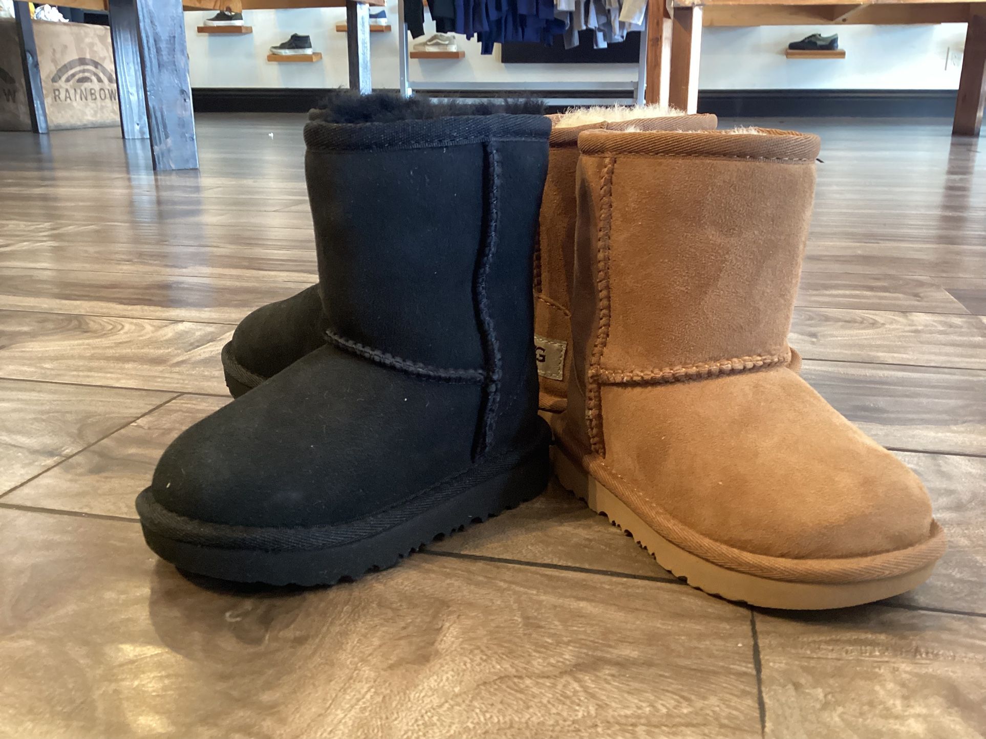 Uggs toddler classic
