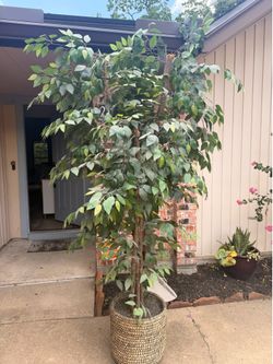 Artificial tree 85 inch