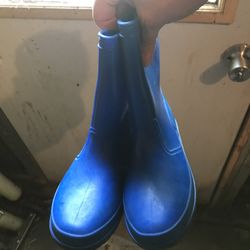 kids boots galoshes, size 3, (read Description)