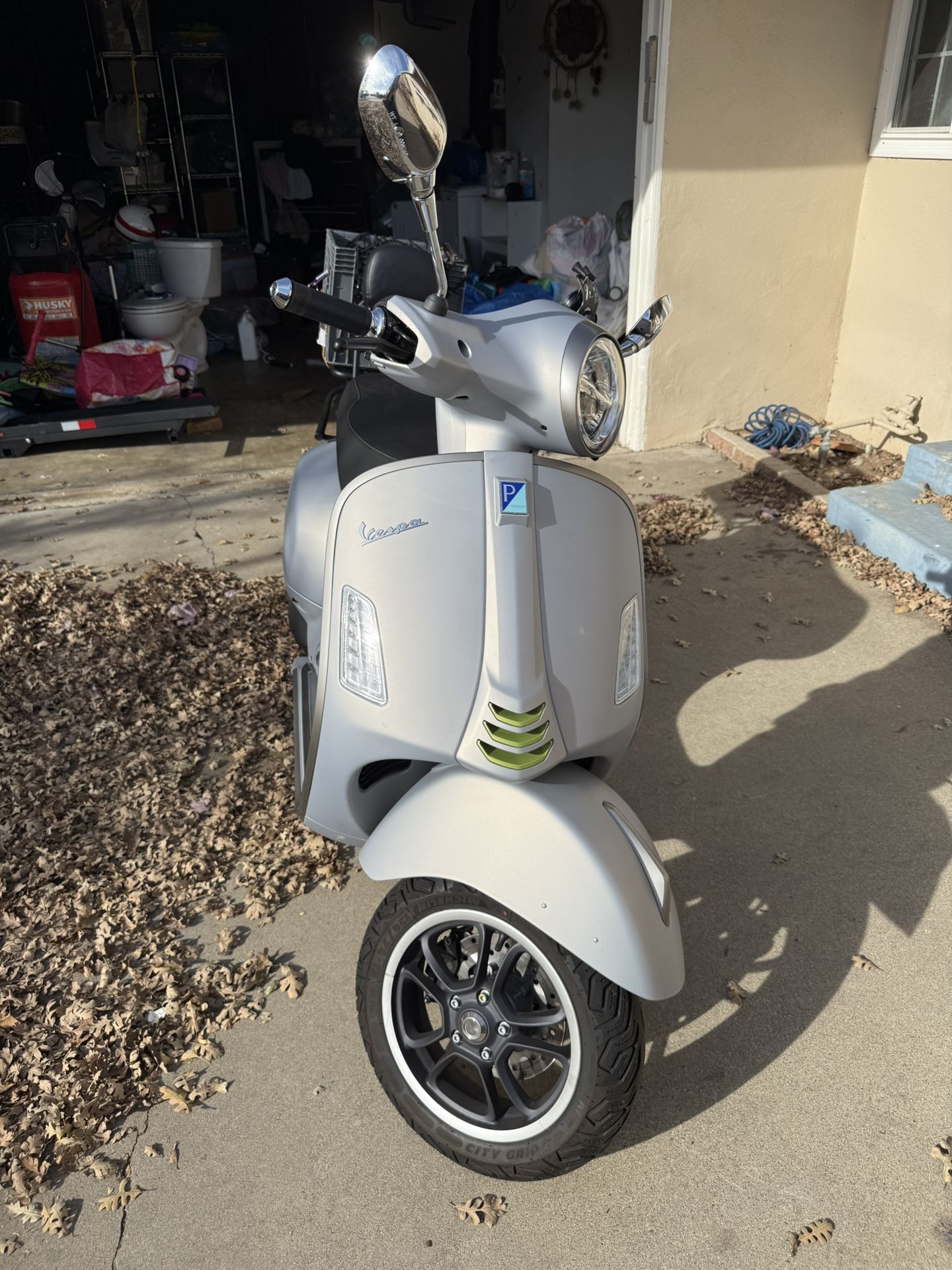 2023 Vespa GTS 300 super tech