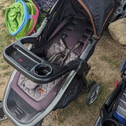 Super Nice Stroller! 