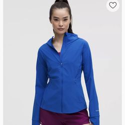 NWT lululemon Mist Over Windbreaker, sz 12