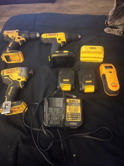 DeWalt 20vmax Power Drills,