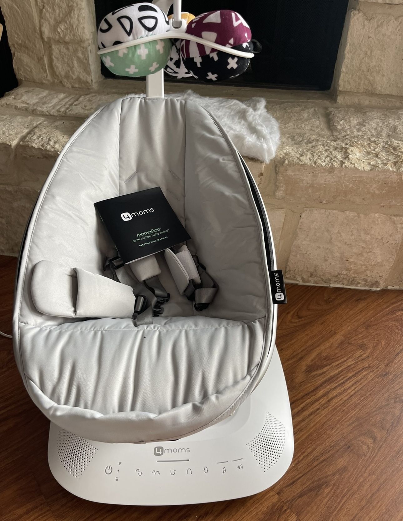 Baby Swing MamaRoo 4Moms