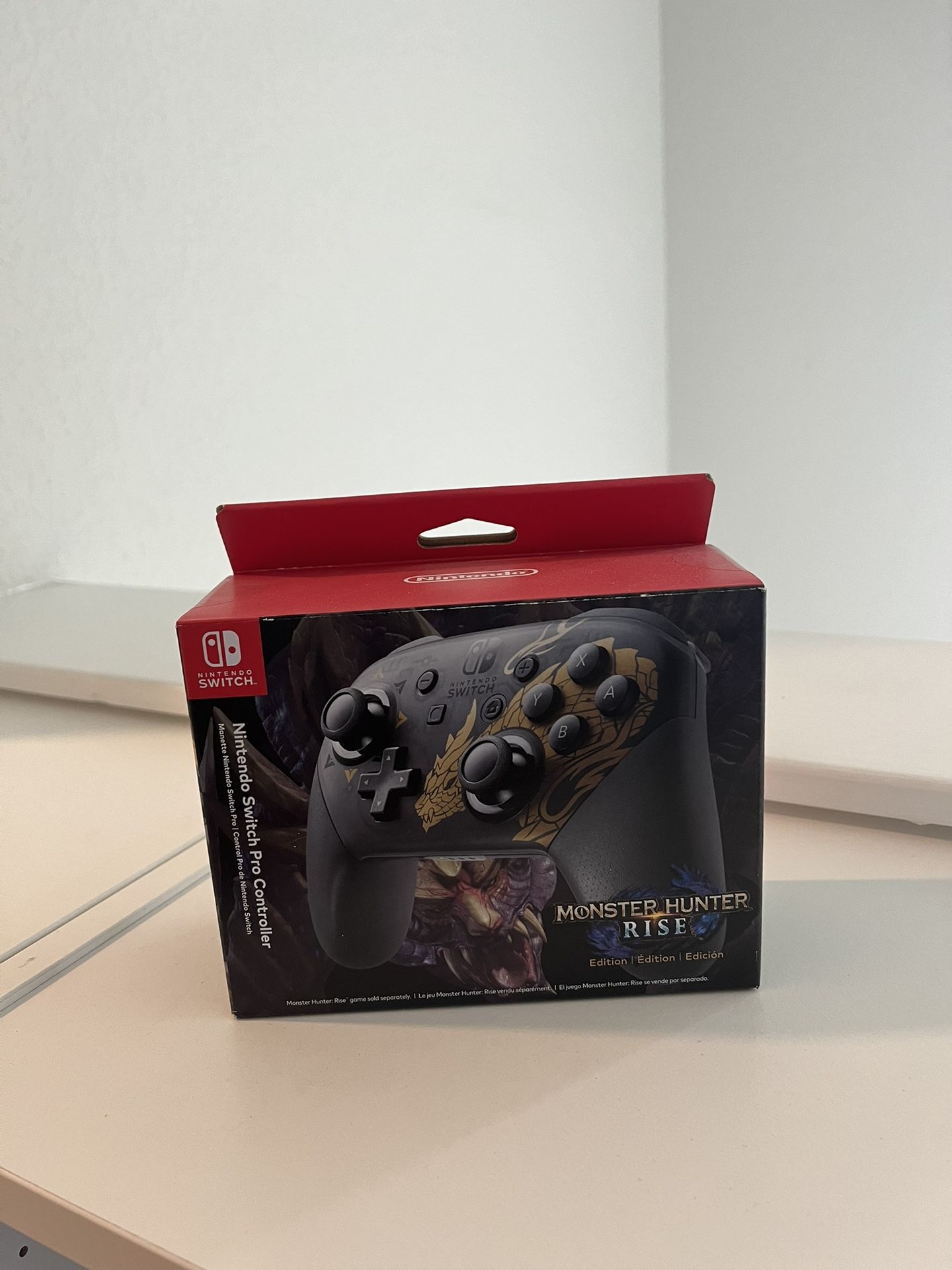 Nintendo Switch Pro Controller Monster Hunter Rise Edition Brand New