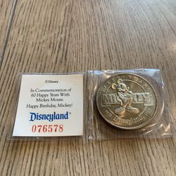 Disneyland 1988 Mickey Mouse 60th Birthday Numbered Bronze Collector Coin