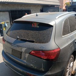 PARTING OUT!! 14 AUDI Q5!! PARTS ONLY!!