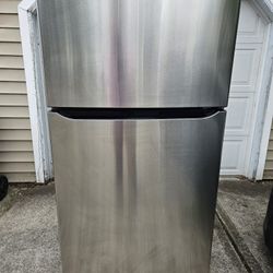 LG Stainless Steel Refrigerator 