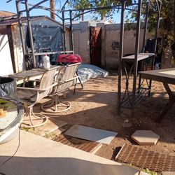 GAZEBO Structure Metal $20