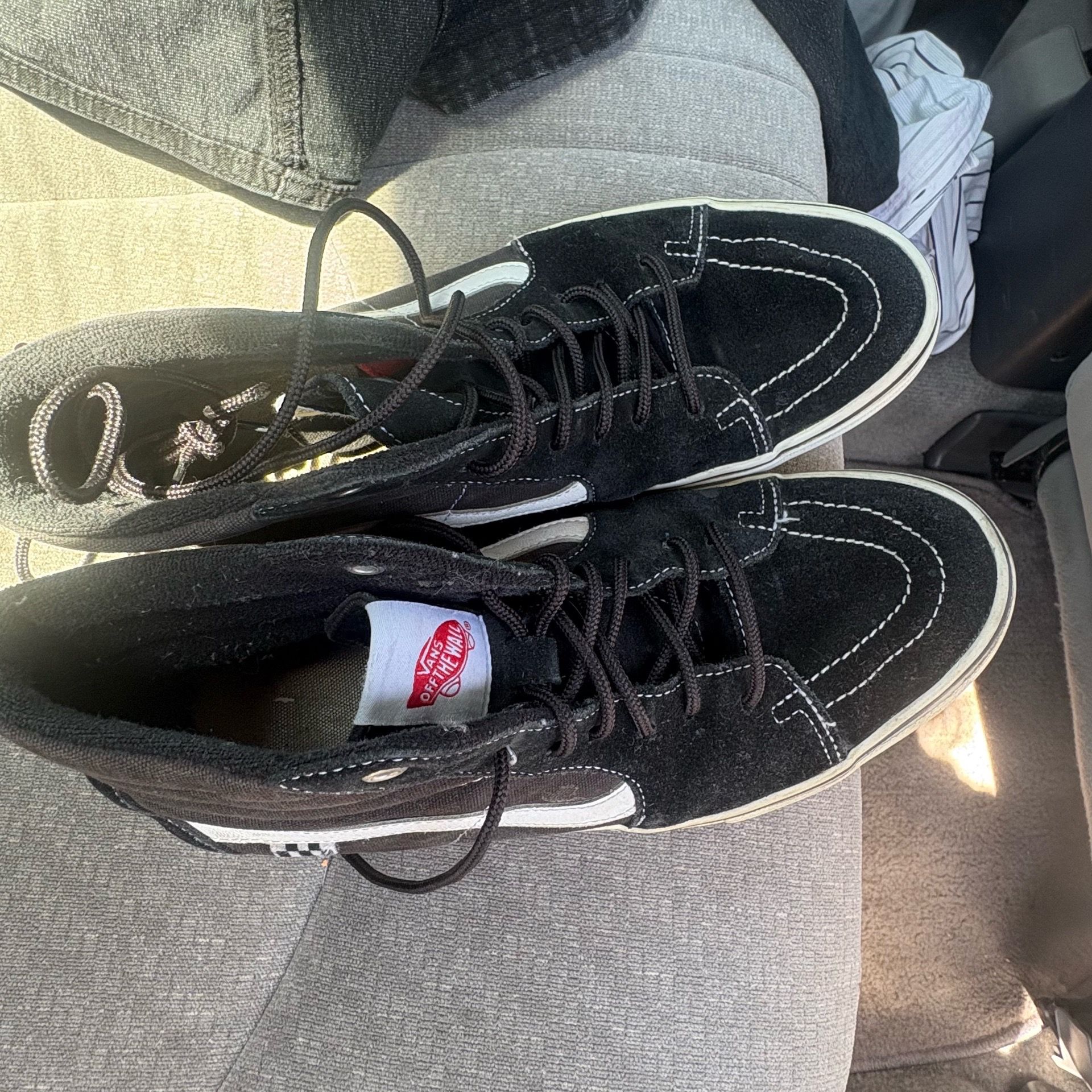 Vans black hi top shoes size 10 mens
