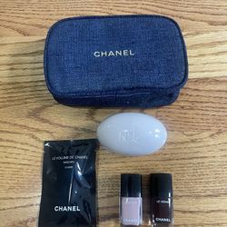 Chanel Holiday Bag Set