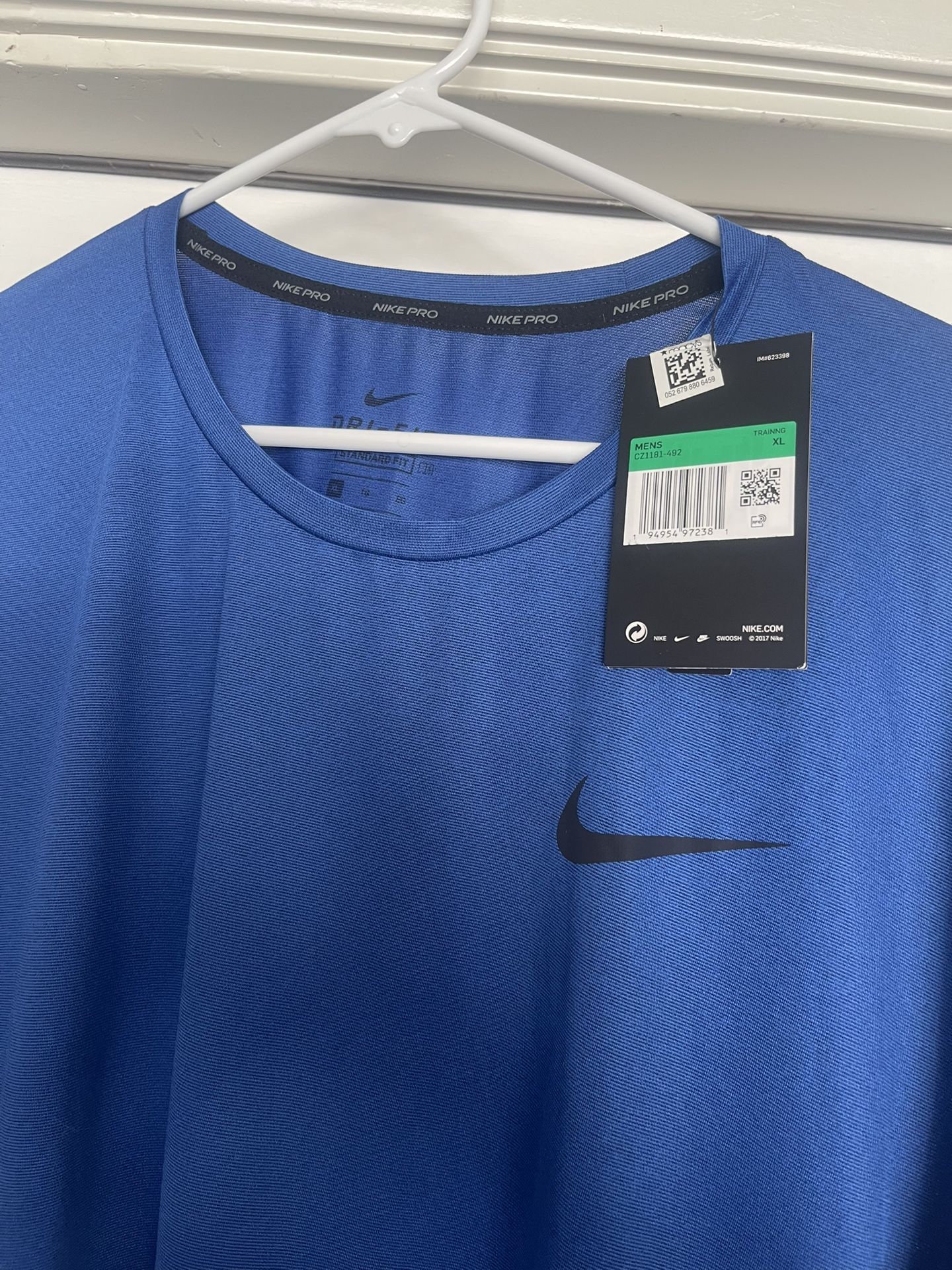 Nike Shirt Dry Fit Size XL Adult