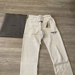 Essential Sweats & Hoodies ‼️