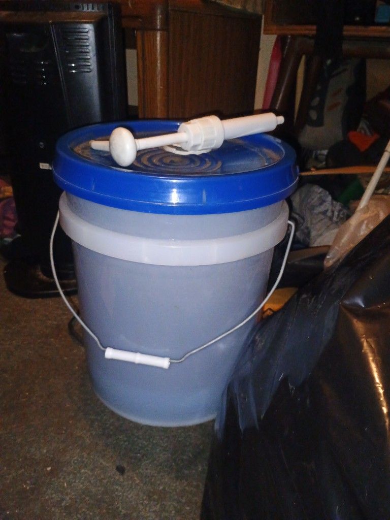 5 Gallon Clothes Detergent