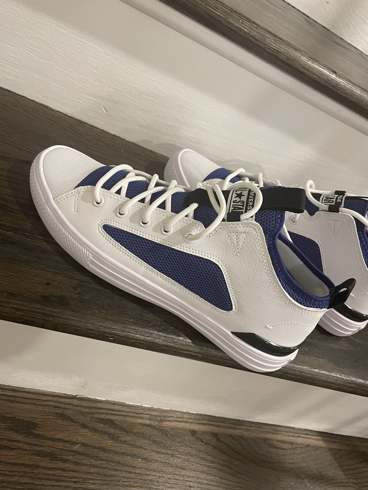 Brand New Chuck Taylor $65 Size 9