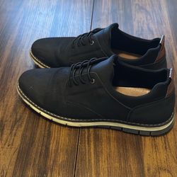 Dress shoes