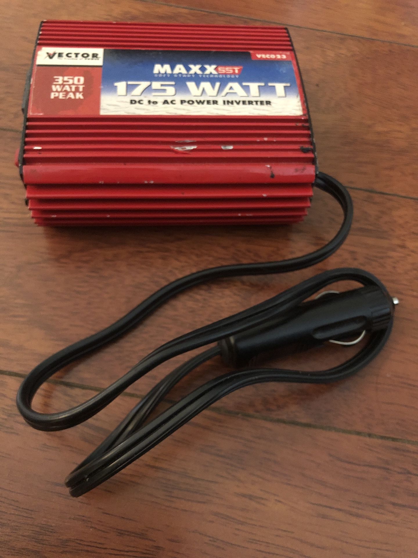 175 W DC to AC power inverter - Plugs into car lighter for standard two or three prong plugs