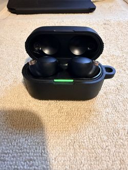 Sony WF1000XM4 Ear Buds/Excellent Condition/MUST SEE!!!