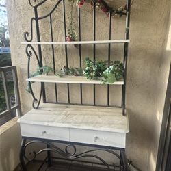 Beautiful outdoor shelving unit with two small drawers, wood and black wire