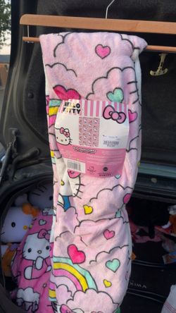Hello Kitty Pink Blanket