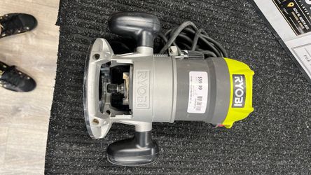 Ryobi router (2134)
