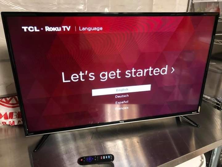 TCL 32 inch roku smart tv