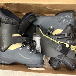 K2 Skiing Shoes