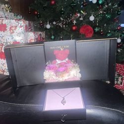 Looking For The Perfect Gift? $45