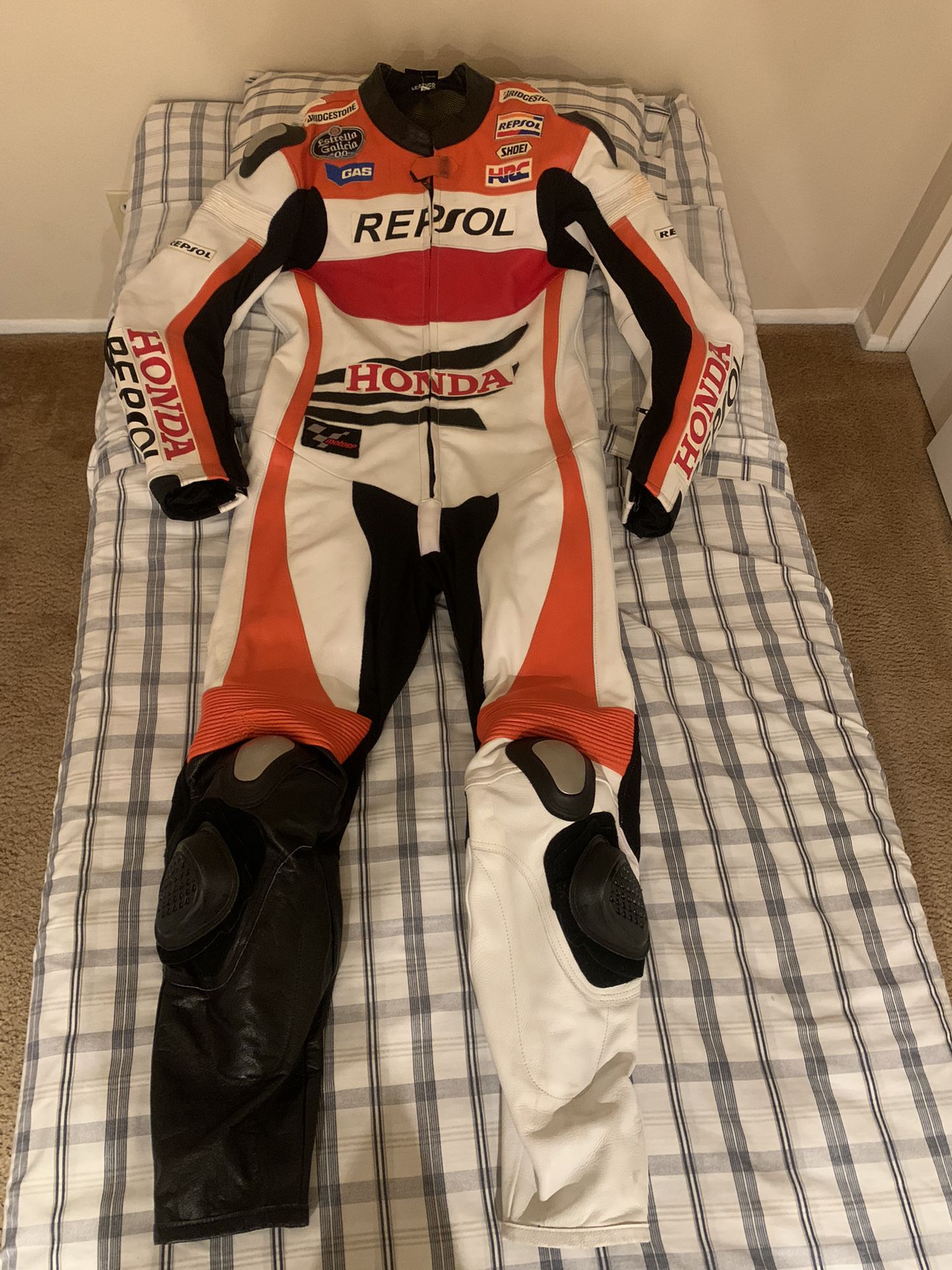 Marc Marquez Repsol MotoGp 2019 Motorbike Racing Leather Suit. Size XL