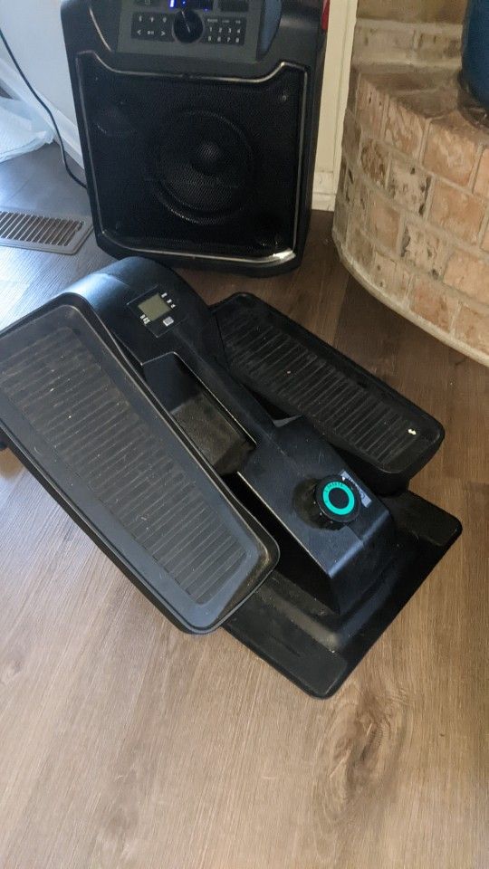 Cubii Desk Elliptical