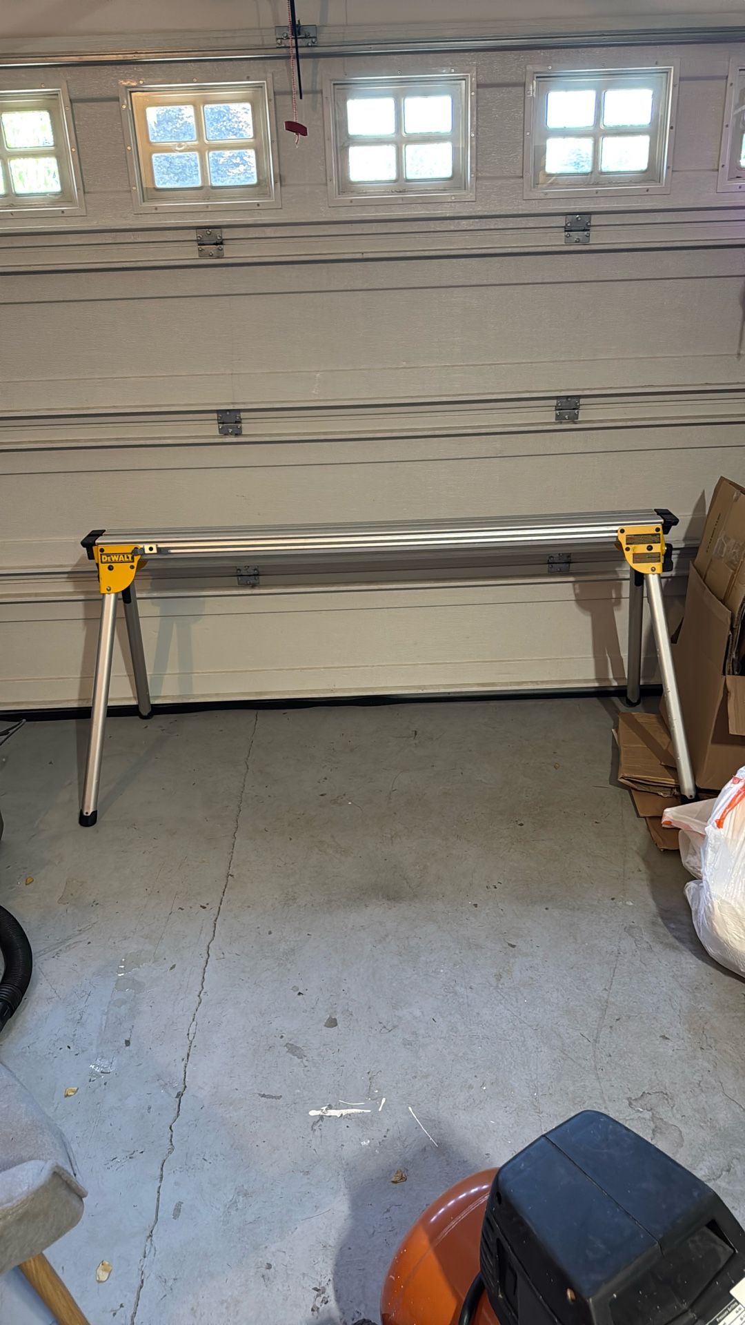 Dewalt Stand