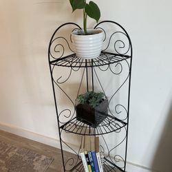 Metal Corner Shelf