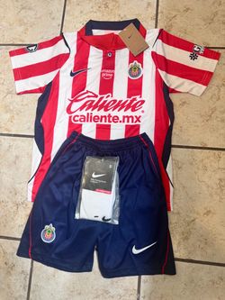 UNIFORME PARA NIÑO DE LAS CHIVAS DE EL GUADALAJARA