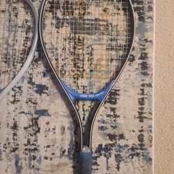 Wilson glm25 tennis racket and jr10 model. 2 rackets, 25 a piece
