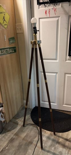 Tripod Floor Lamp – Wood and Brass