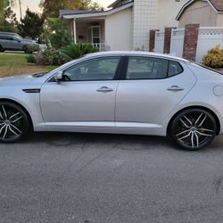 (11) Kia Optima, Super Low Miles, Clean Title, 4 Cylinder, Kia Warranty, 20"rims, No Issues Or Problems