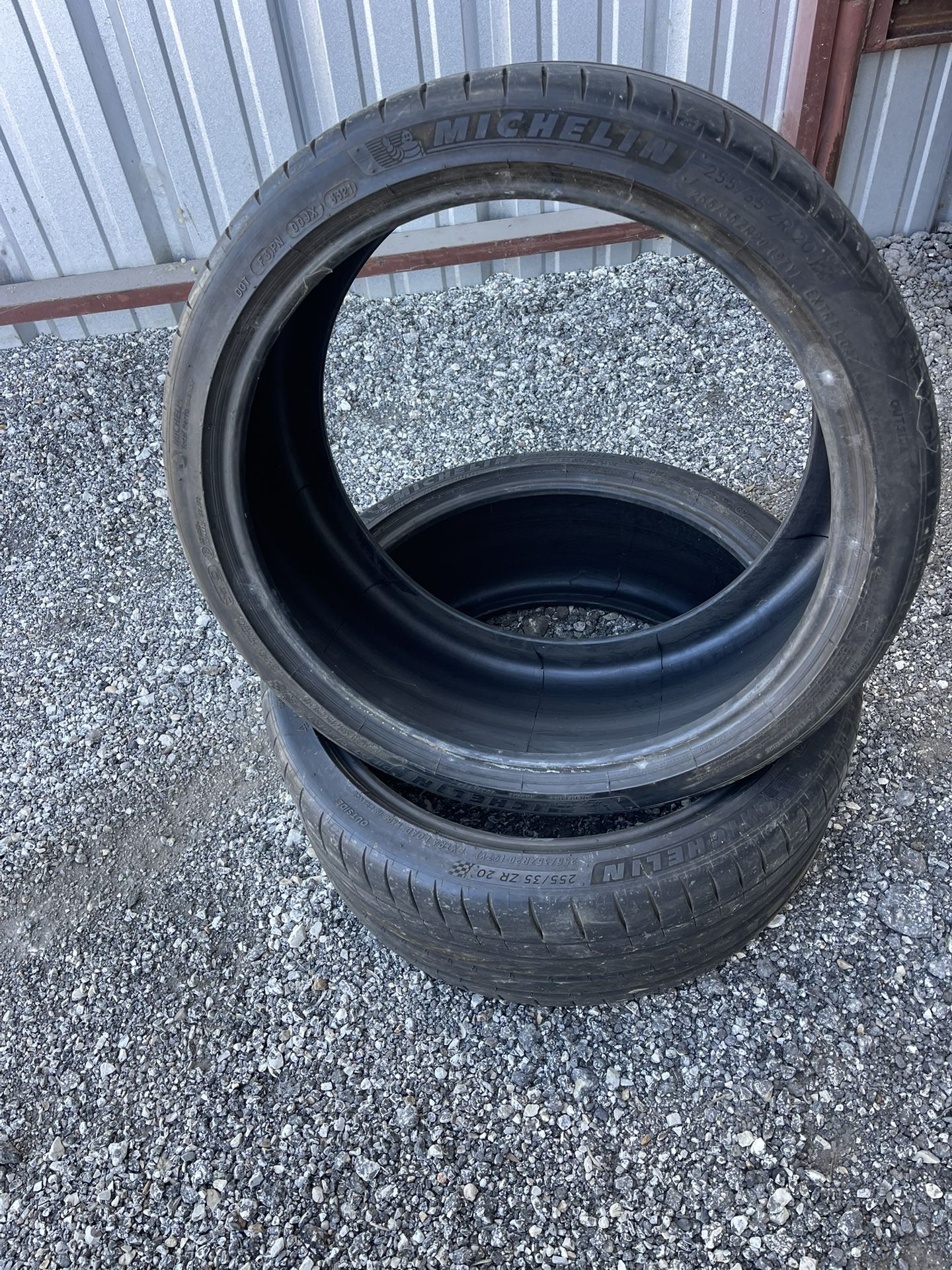 2 Tires Michelin 255/35/20 for Sale in San Antonio, TX - OfferUp