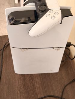 Used PS 5 1 controller