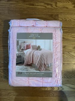 Levtex Baby Kids Rosie Twin Quilt and Sham Set - Pink