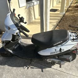 Iceberg Ascend Scooter