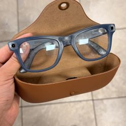 RAY BAN META GLASSES 